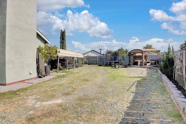 8346 Floxtree Ct, Sacramento, CA 95828