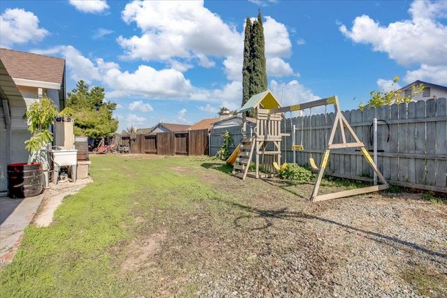 8346 Floxtree Ct, Sacramento, CA 95828