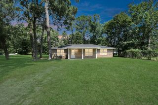 13406 Shady Ln, Old River-winfree, TX 77535
