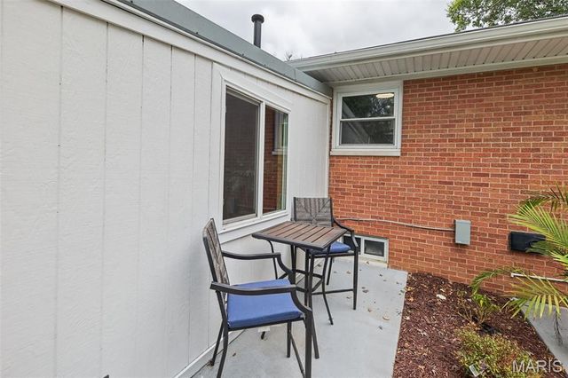 50 Will Vina Drive, Collinsville, IL 62234