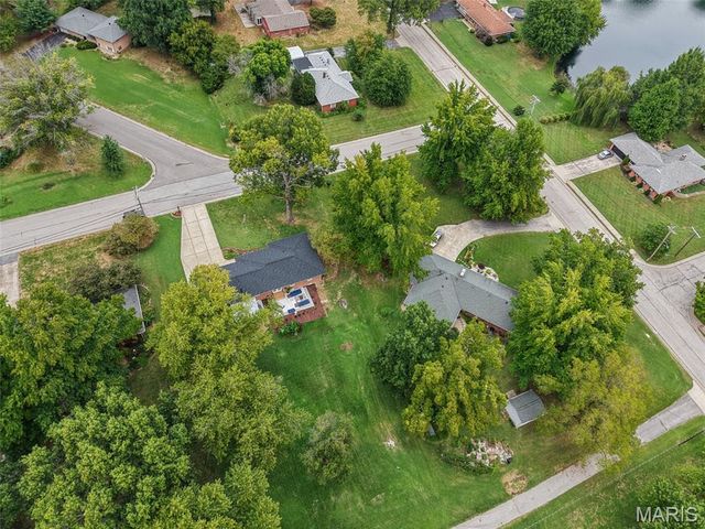 50 Will Vina Drive, Collinsville, IL 62234