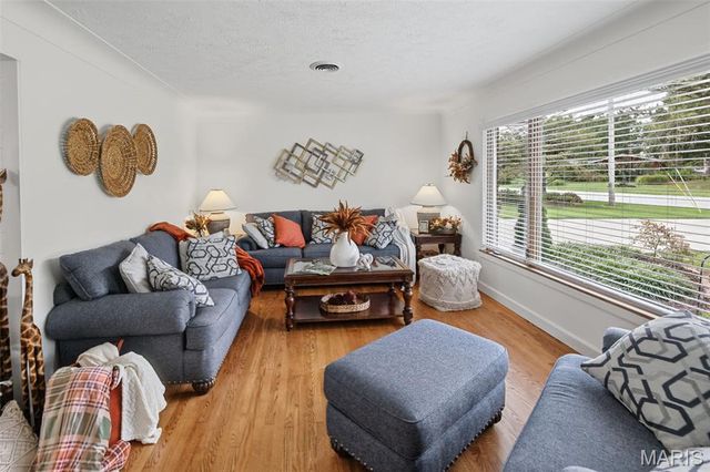 50 Will Vina Drive, Collinsville, IL 62234