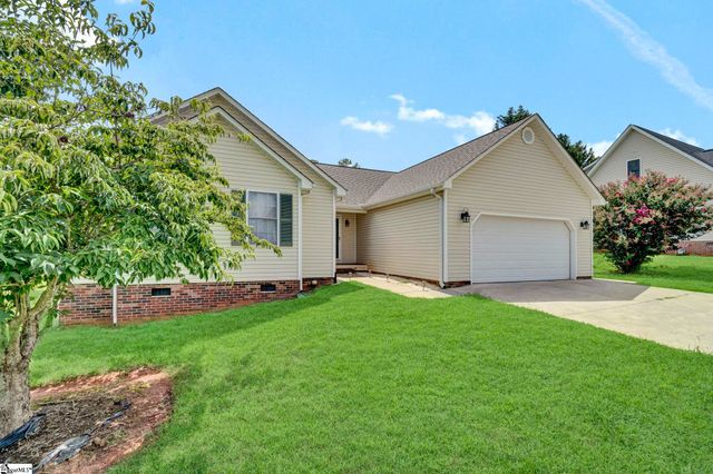 101 Summercrest Court, Easley, SC 29642