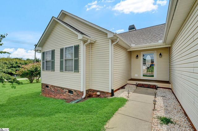 101 Summercrest Court, Easley, SC 29642