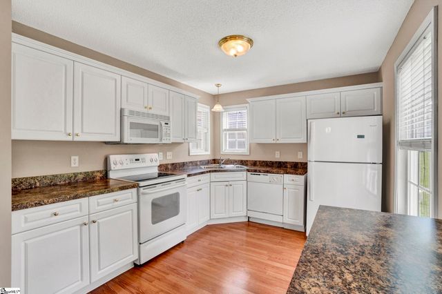 101 Summercrest Court, Easley, SC 29642