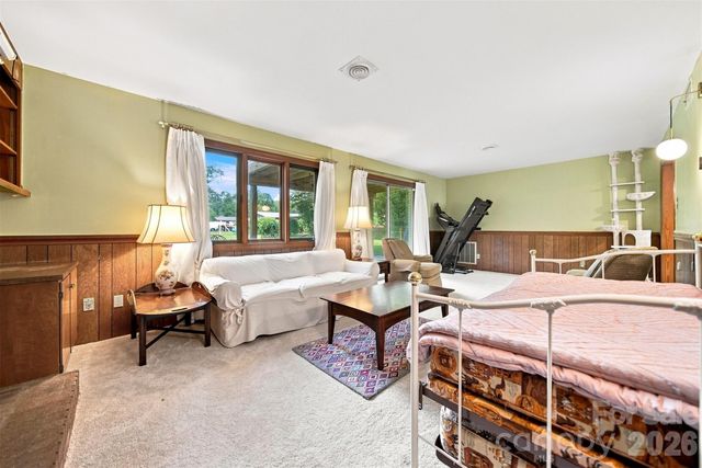 706 Springdale Road, Statesville, NC 28677