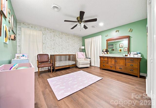 706 Springdale Road, Statesville, NC 28677