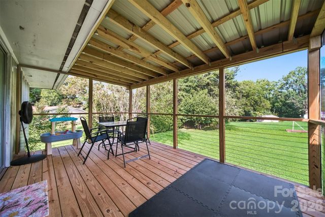 706 Springdale Road, Statesville, NC 28677