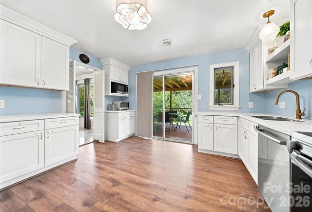 706 Springdale Road, Statesville, NC 28677