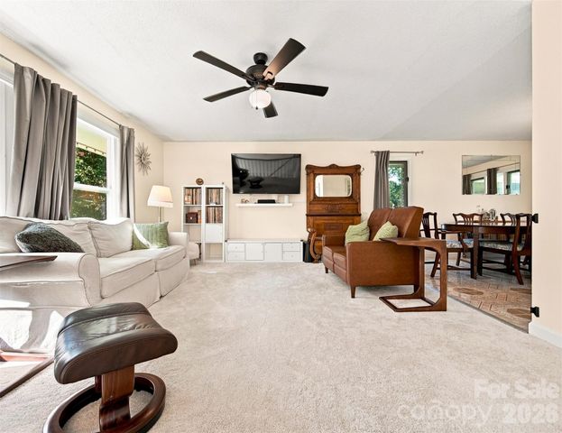706 Springdale Road, Statesville, NC 28677