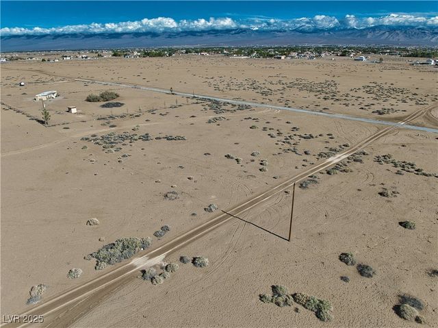 3470 South Woodchips Road, Pahrump, NV 89048