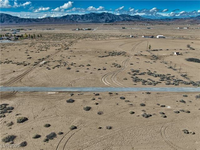 3470 South Woodchips Road, Pahrump, NV 89048