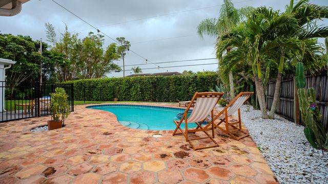 79 W Rubber Tree Drive, Greenacres, FL 33467