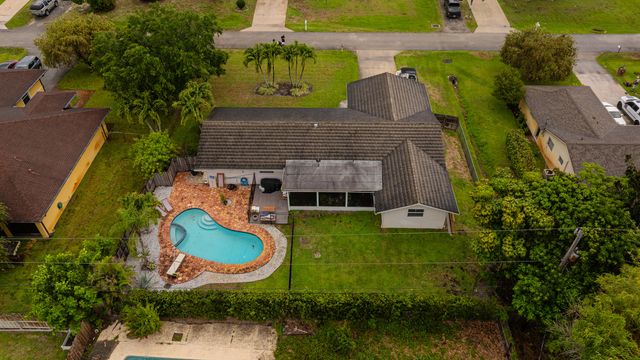 79 W Rubber Tree Drive, Greenacres, FL 33467