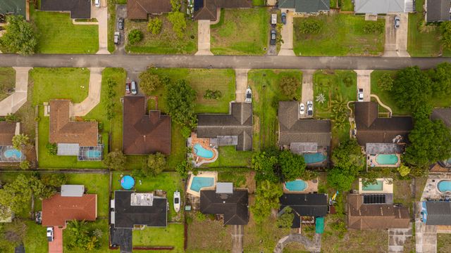 79 W Rubber Tree Drive, Greenacres, FL 33467