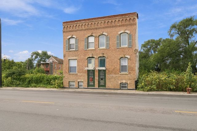 24 S Sacramento Boulevard, Chicago, IL 60612