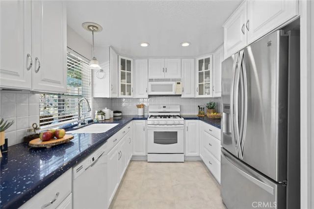 421 Burlington Court 101, Long Beach, CA 90803