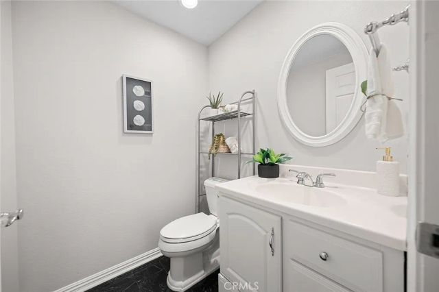 421 Burlington Court 101, Long Beach, CA 90803