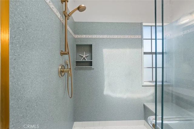 421 Burlington Court 101, Long Beach, CA 90803