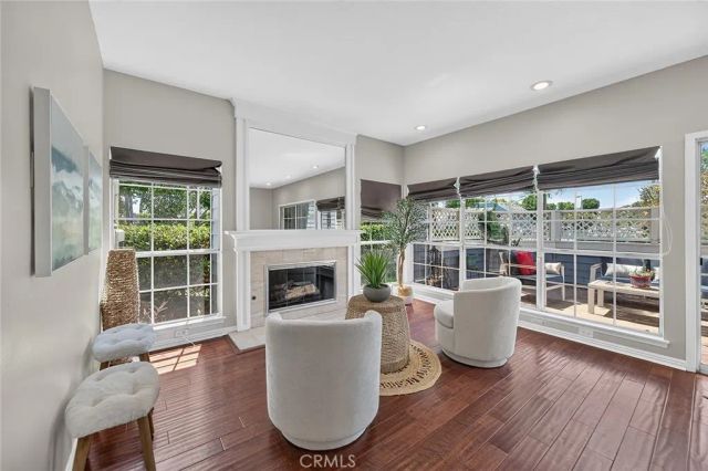 421 Burlington Court 101, Long Beach, CA 90803