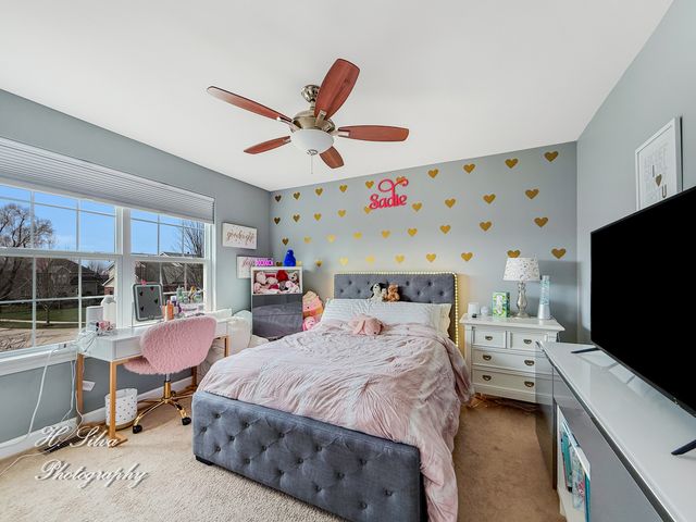 1403 Karen Drive, West Dundee, IL 60118