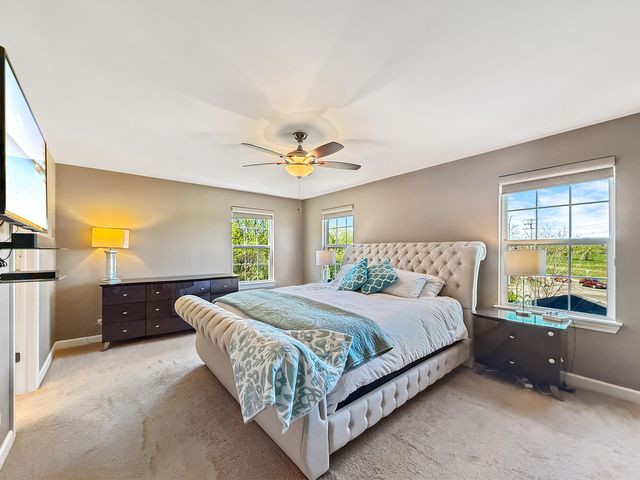 1403 Karen Drive, West Dundee, IL 60118