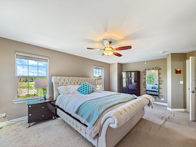 1403 Karen Drive, West Dundee, IL 60118