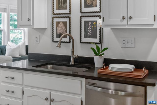 2651 CORALBERRY PL, Charlottesville, VA 22911