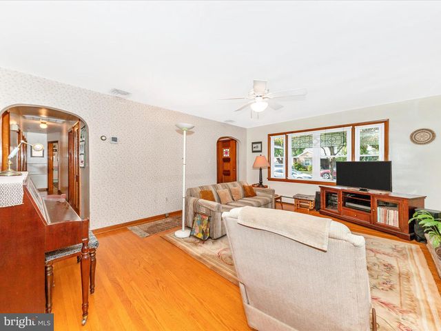 1110 MOLLER AVE, Hagerstown, MD 21740