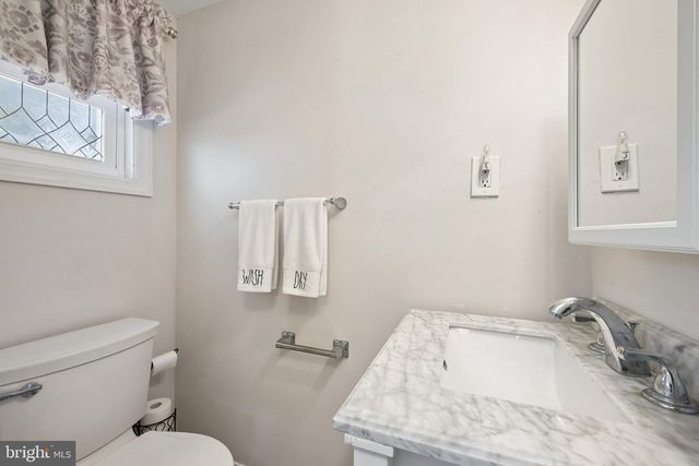 228 HEULINGS AVE, Riverside, NJ 08075