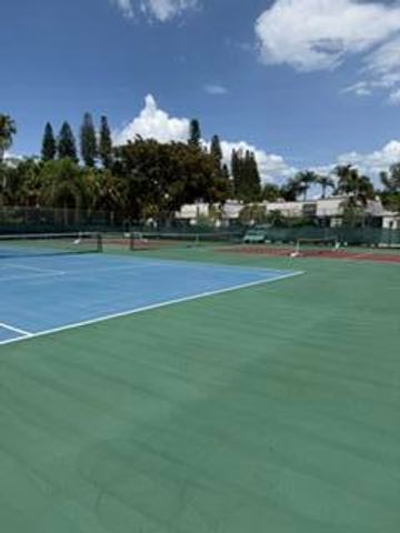 1660 W Golfview Drive, Pembroke Pines, FL 33026