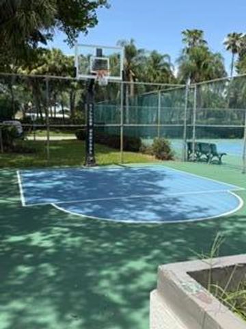 1660 W Golfview Drive, Pembroke Pines, FL 33026