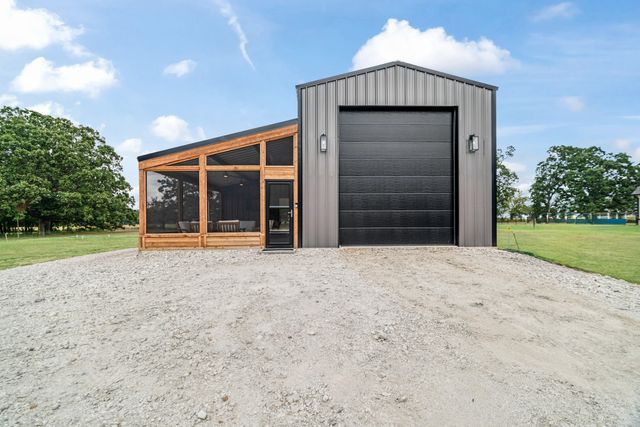 276 Private Road 44005, Blossom, TX 75416