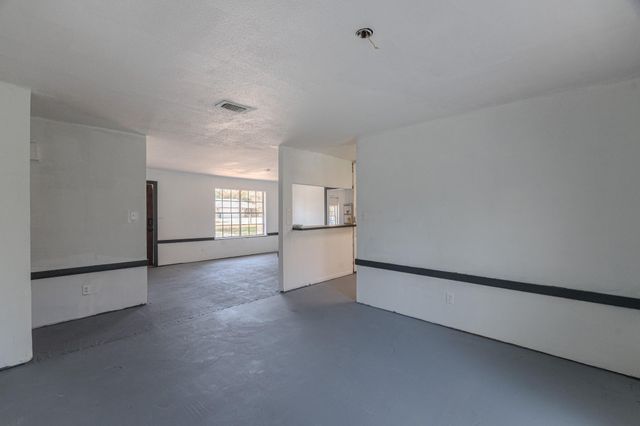 31942 S Wiggins Street, Magnolia, TX 77355