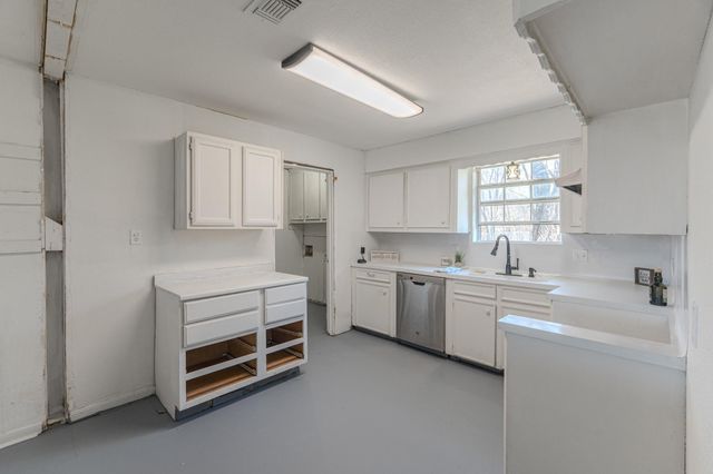 31942 S Wiggins Street, Magnolia, TX 77355