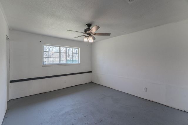 31942 S Wiggins Street, Magnolia, TX 77355