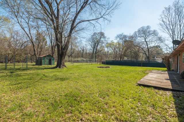 31942 S Wiggins Street, Magnolia, TX 77355