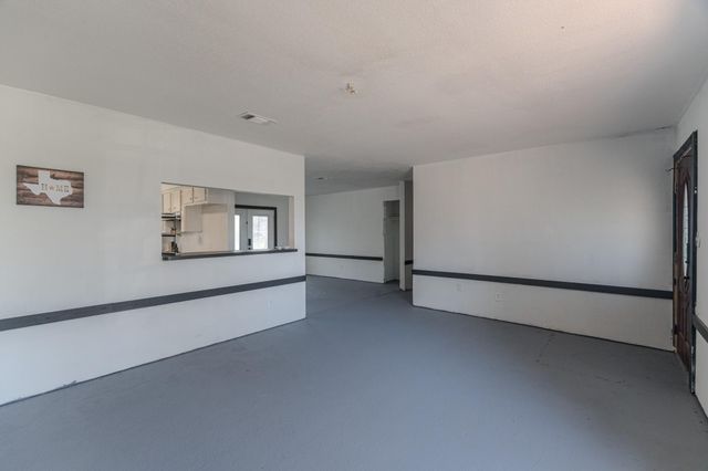 31942 S Wiggins Street, Magnolia, TX 77355