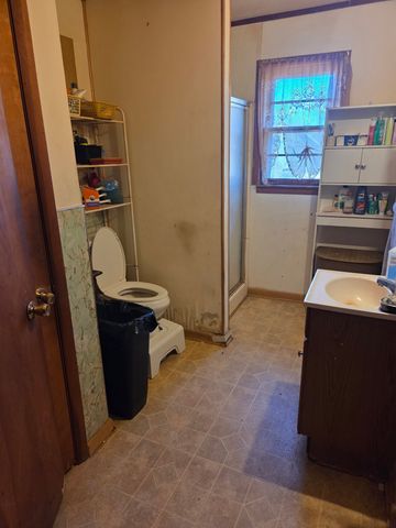 5172 SR 50, Pelham, TN 37366