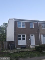 2915 PHEASANT LN, Woodbridge, VA 22191
