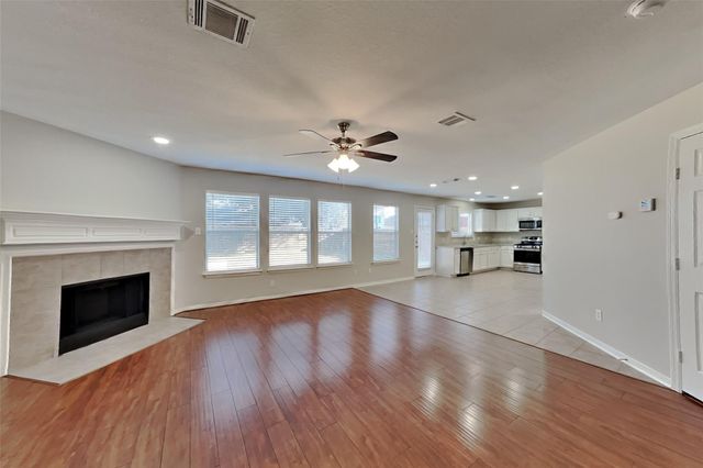 3222 Crestbridge Lane, Spring, TX 77388