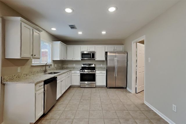 3222 Crestbridge Lane, Spring, TX 77388