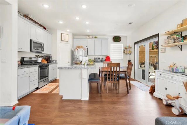 12906 Echo Valley, Victorville, CA 92392