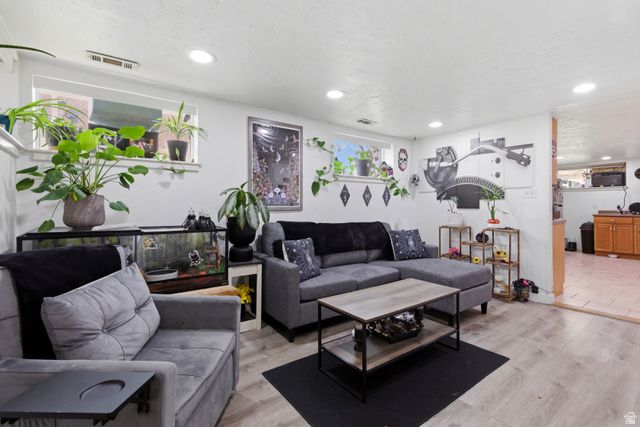 1060 E SULLIVAN RD, Ogden, UT 84403