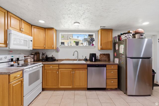 1060 E SULLIVAN RD, Ogden, UT 84403