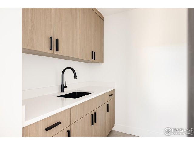 2595 Glenwood Dr, Boulder, CO 80304