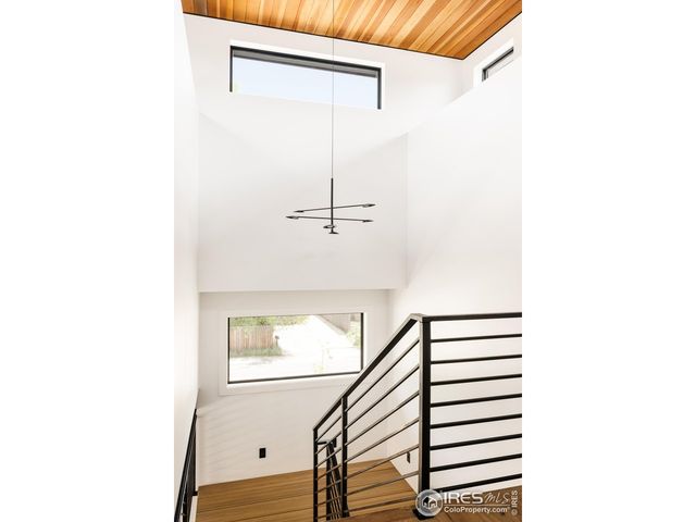 2595 Glenwood Dr, Boulder, CO 80304