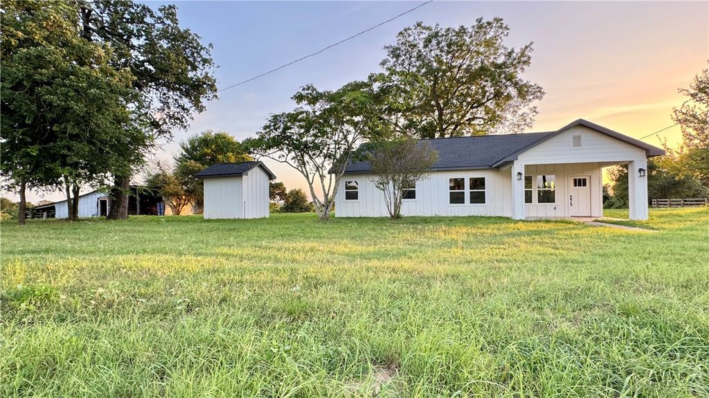 3917 Harbor Bolton Rd (+/- 2 acres), Franklin, TX 77856 — exterior