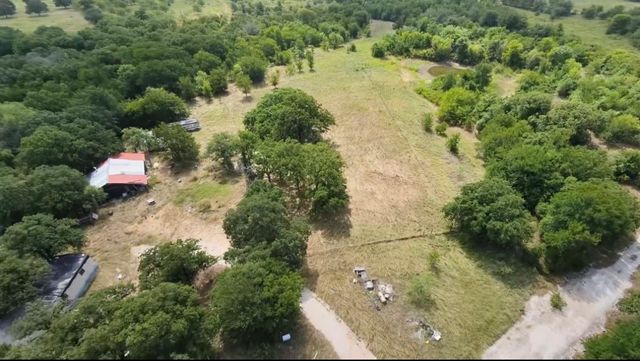 772 County Road 1749, Chico, TX 76431