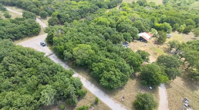 772 County Road 1749, Chico, TX 76431